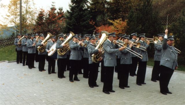 Neue Uniformen in 1982